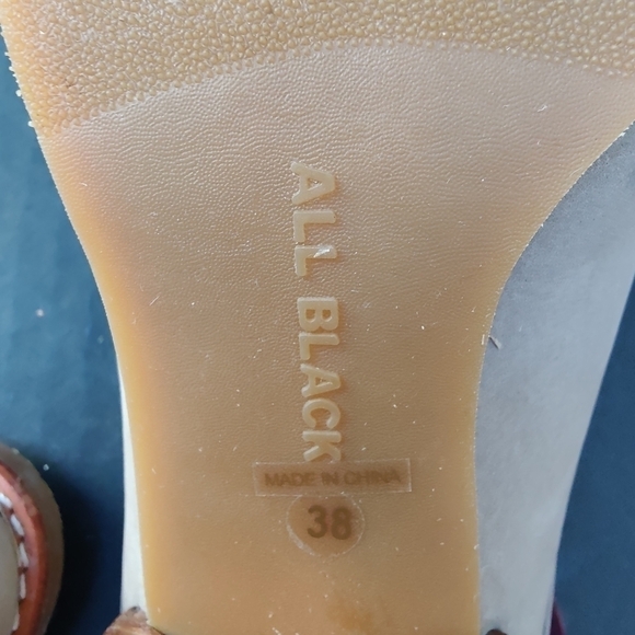 ALL BLACK Low Ankle Booties  Burgundy/Beige Leather Suede Women's Shoes Size 7 - Picture 7 of 7